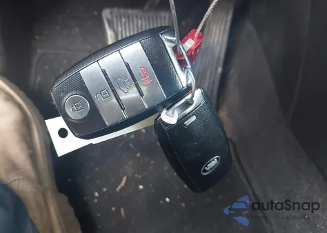 2018 Kia Soul + z USA, uszkodzony, nr VIN KNDJP3A50J7904127